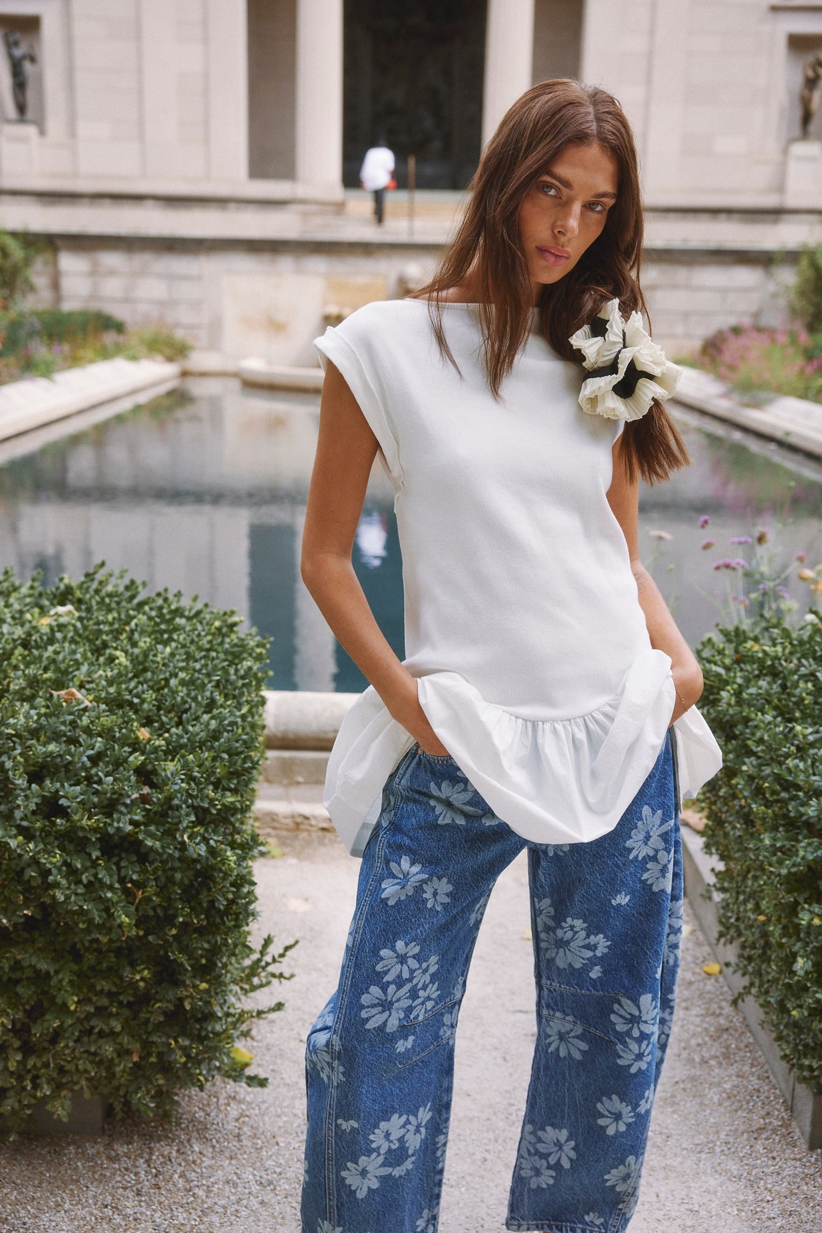 Free People We The Free Good Luck Printed Barrel Jeans/Laser Daisy