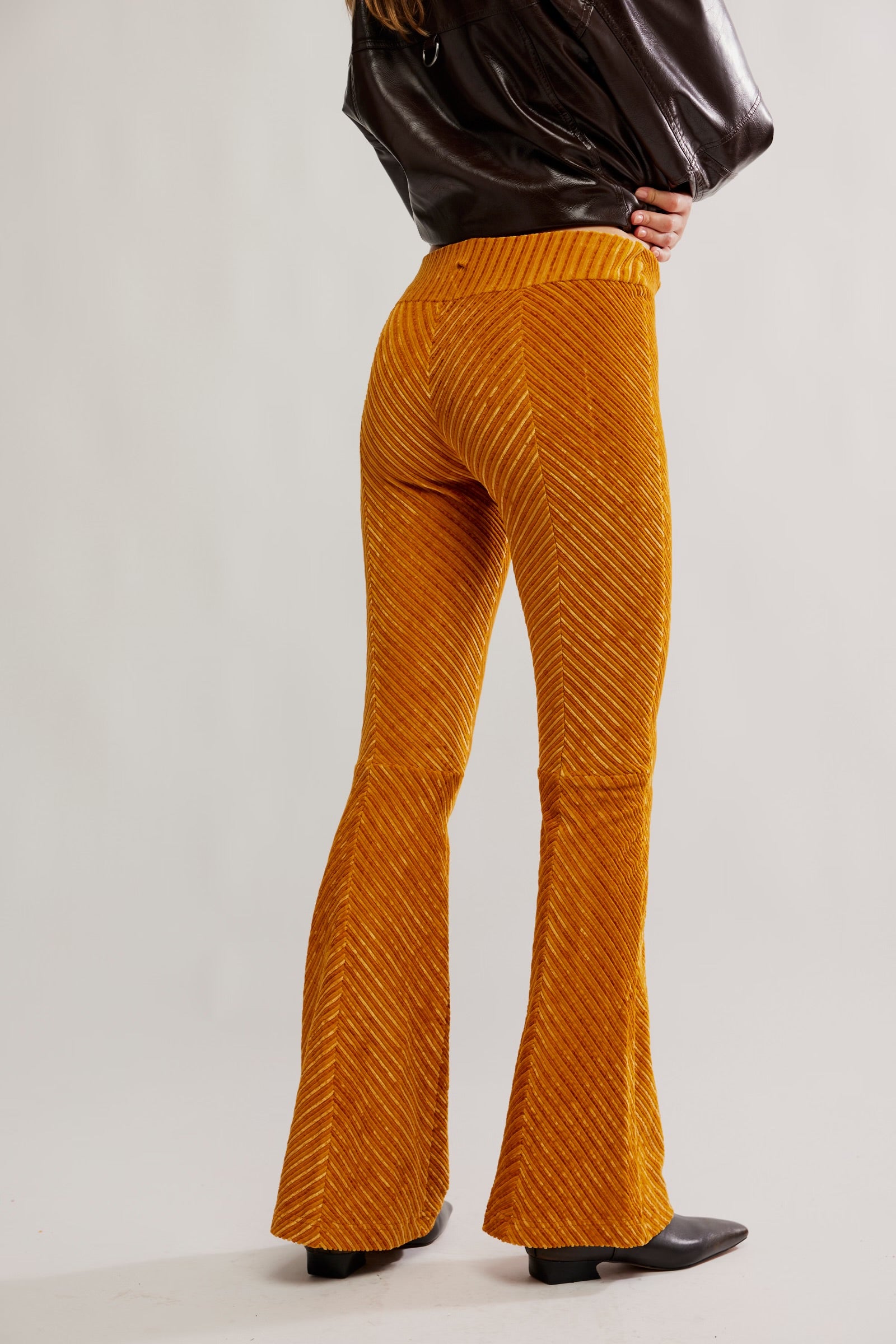 Free People Penny Pull-On Velvet Pants/Bronzer