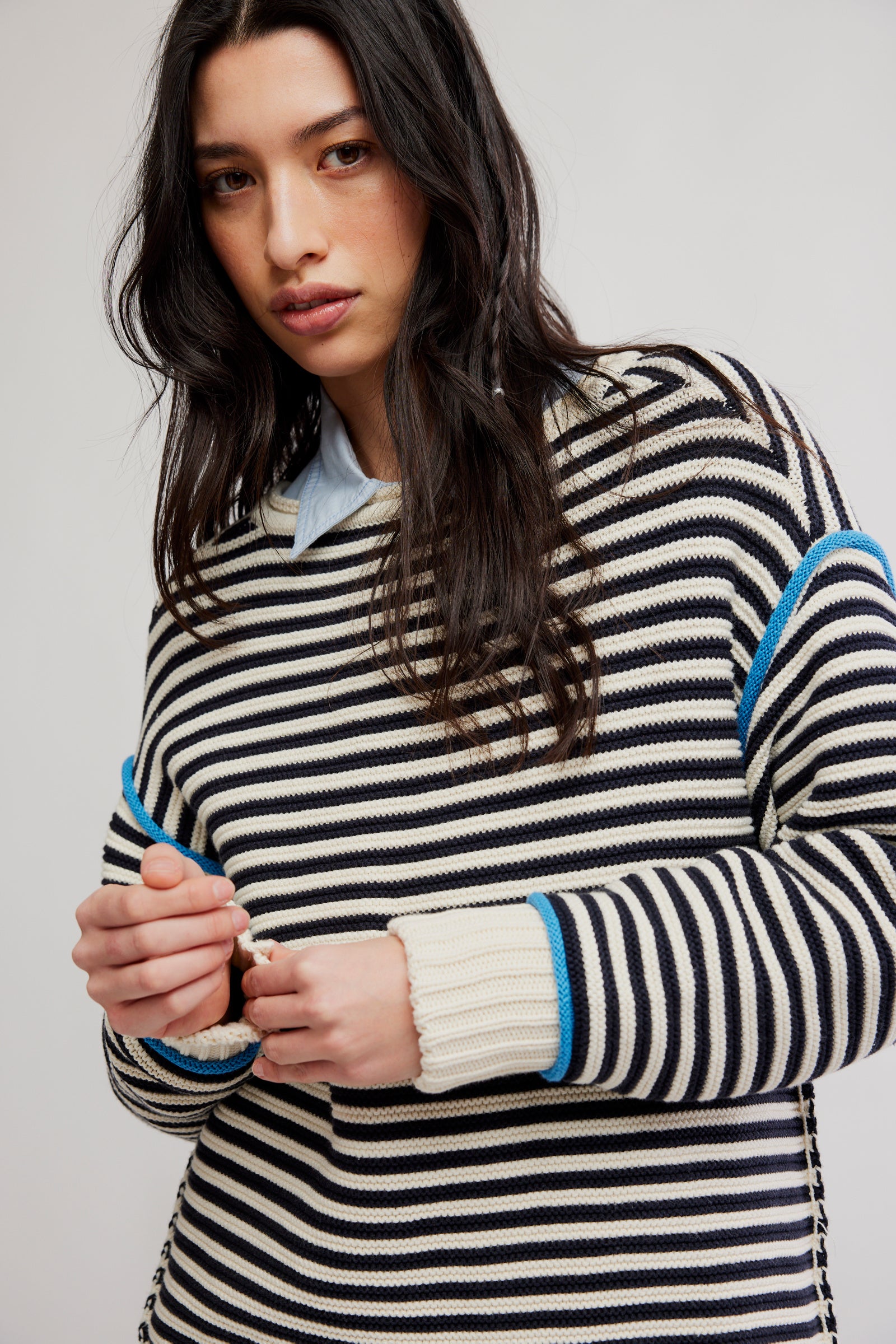 Free People We The Free Asher Pullover/Charcoal Combo