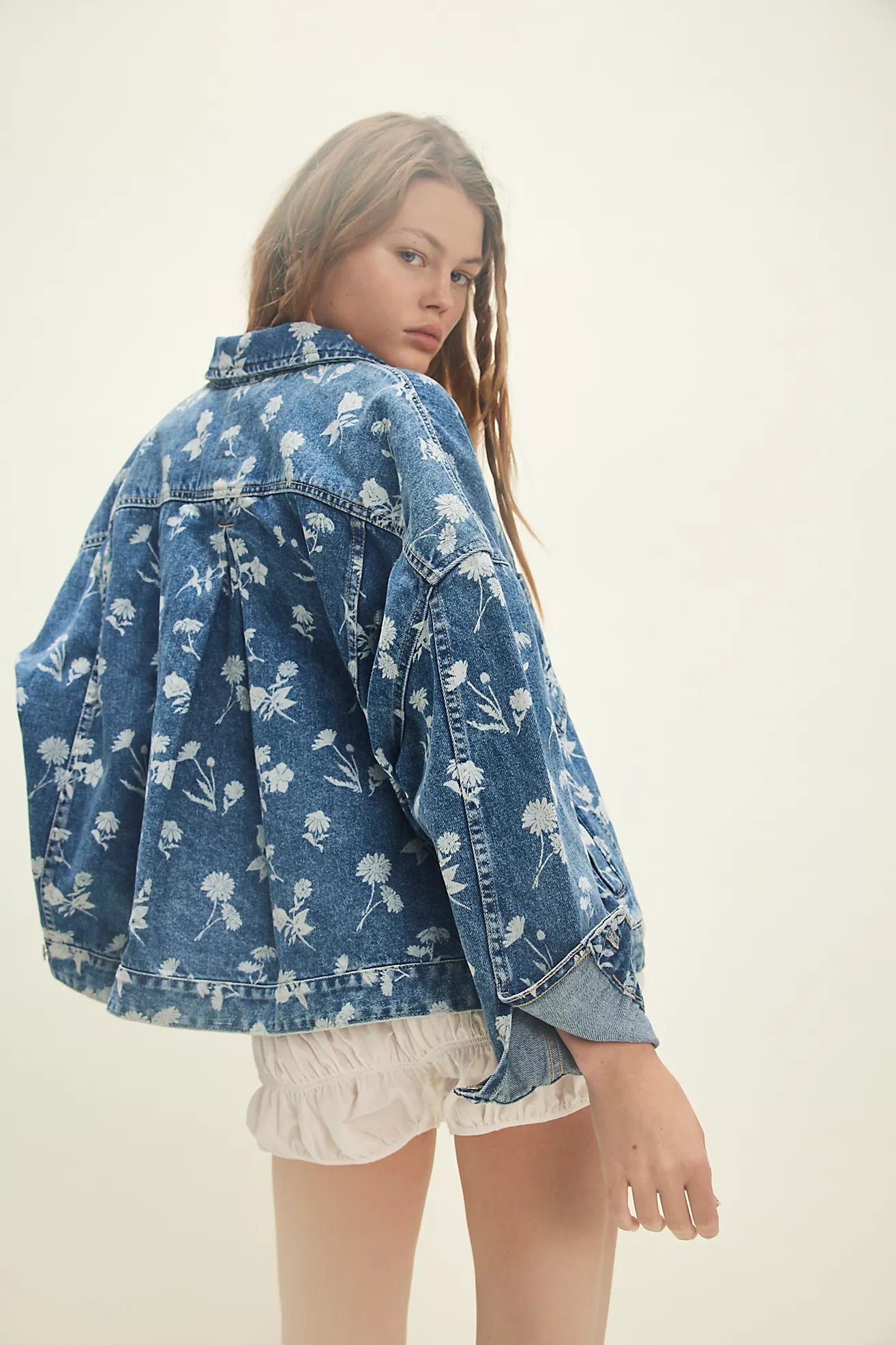 Free People We The Free Opal Swing Floral-Printed Denim Jacket Fallen Daisy