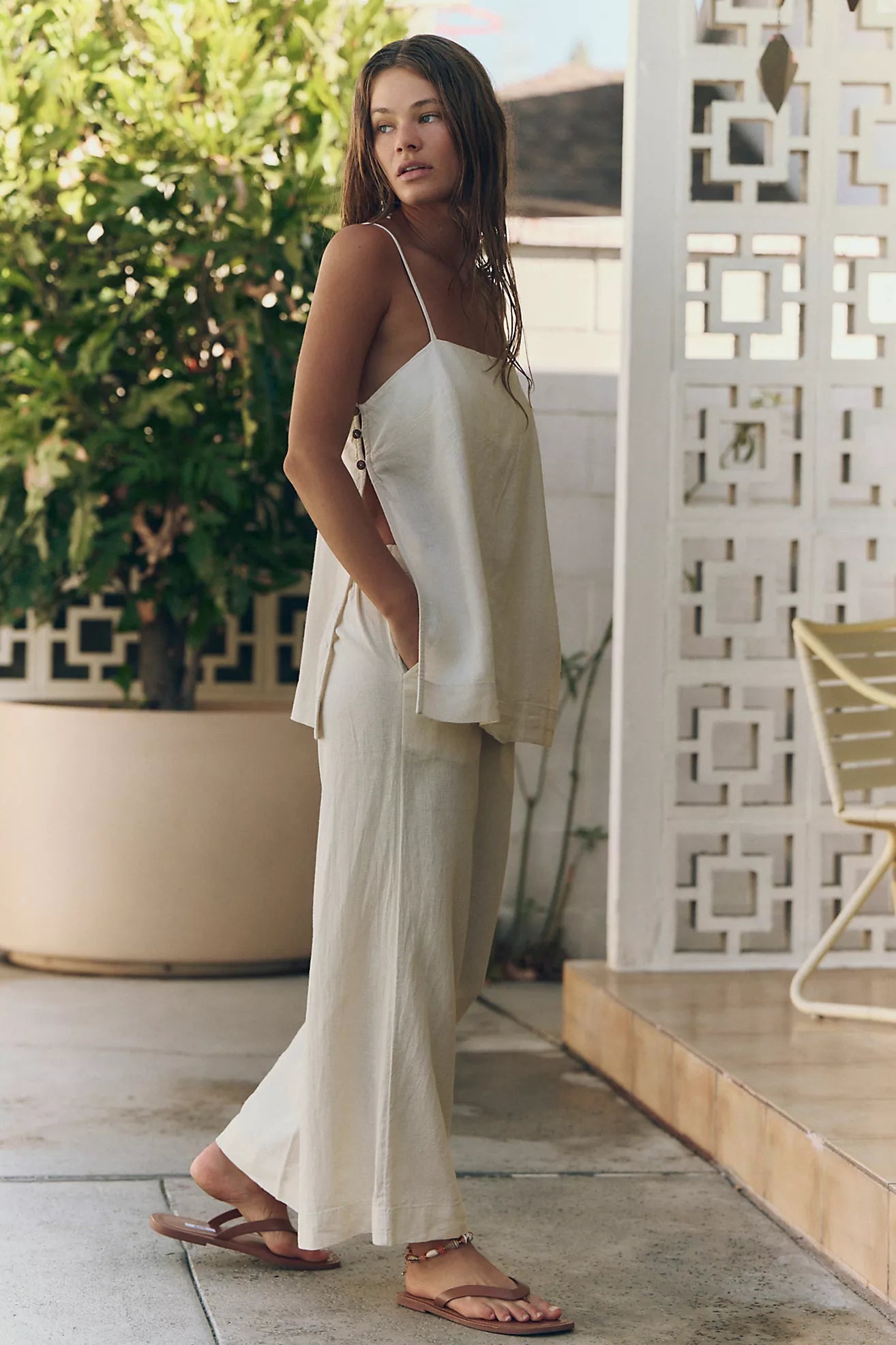 Free People Sightseer Linen Set/Tea Cookie